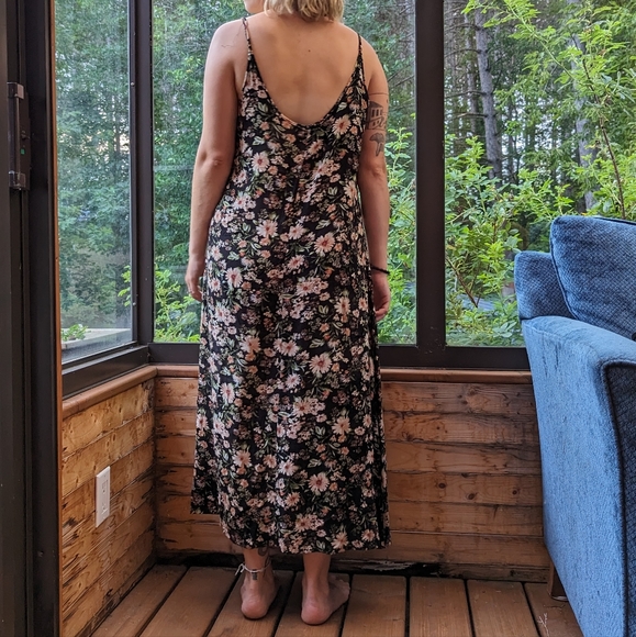 2/10$ 🍄 Maxi flowy summer dress - Picture 6 of 7